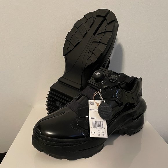 Maison Margiela Reebok Tabi Instapump Fury Oxford Black